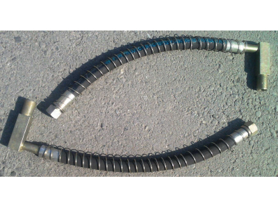 Шланг подъема кузова ø28х660 (МП90) HOWO (ХОВО)  фото 1 Рыбинск