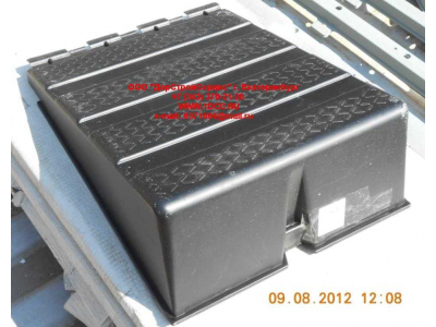 Крышка аккумулятора SH F3000 SHAANXI / Shacman (ШАНКСИ / Шакман) 81.41860.0058 фото 1 Рыбинск